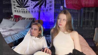 orneliyy - Porn Video [Bongacams]: sensational proportions, lovely décolletage, enchanting derriere