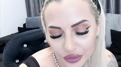 lovelyblondyx - Porn Video [Bongacams]: pvt, hot and wet moment, exquisite model