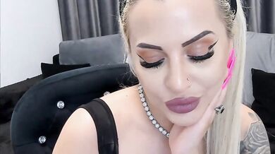 lovelyblondyx - Porn Video [Bongacams]: pvt, hot and wet moment, exquisite model