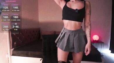 LambaBaby - Porn Video [Bongacams]: splendid model, naked beauty, tempting strip session
