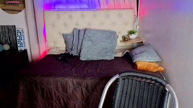 Scarleth_shadow - Porn Video [Cam4]: curvaceous beauty, webcam session video, camera