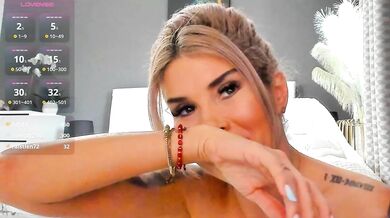 LovellyEmma - Porn Video [Bongacams]: hot babe strips, girl’s live show, breathtaking hips