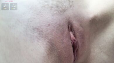 SalutChristine - Porn Video [Bongacams]: energetic streamer, hidden show, voluptuous booty