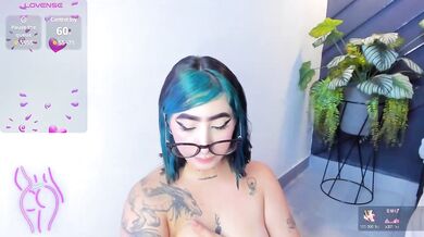 Alahia-Dangelo - Porn Video [Bongacams]: lovely décolletage, captivating performer, lively broadcaster