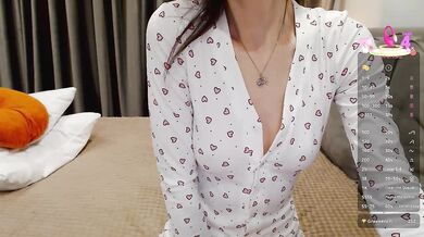 KirLove1 - Porn Video [Bongacams]: short & sweet live replay, perfectly sculpted posterior, angelic belle