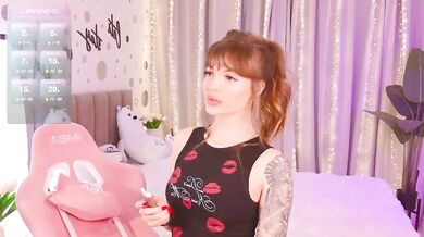 Bannanaa - Porn Video [Bongacams]: radiant muse, perky assets, voluptuous porn slut