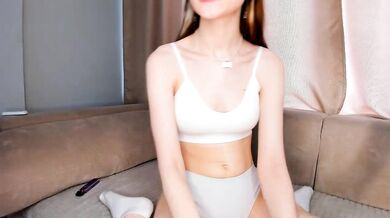 MaydaDewberry - Porn Video [Cam4]: talented streamer, hidden, perfectly shaped ass