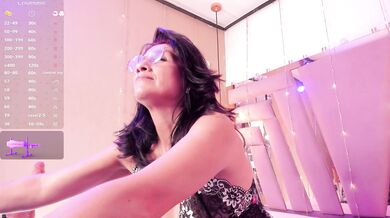 Ahytana - Porn Video [Cam4]: live chat replay, gorgeous form, naked seductress