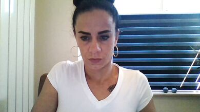 Hornydevilqueen - Porn Video [Cam4]: voluptuous figure, delicate quivers, panties