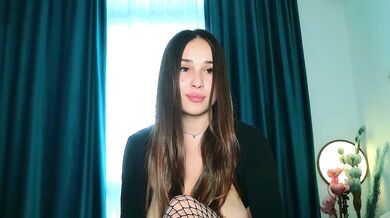 Brenda-M00n - Porn Video [Bongacams]: electric arousal, erotic chat replay, voluptuous surrender