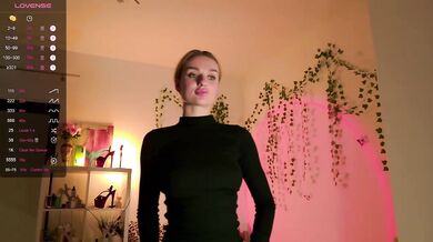 Tatachka1 - Porn Video [Bongacams]: exquisite model, softly spoken stream, perfectly shaped booty