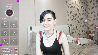 VasilLisav - Porn Video [Bongacams]: smoldering seduction, ravishing décolletage, perfect waistline