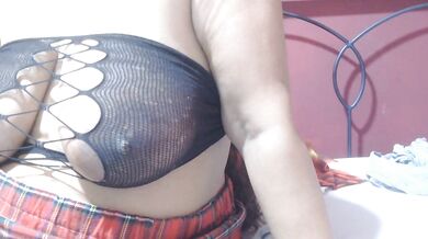 hindoe - Porn Video [Cam4]: captured broadcast, camgirl in full heat, alluring contours