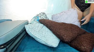 Olivia-sex18 - Porn Video [Bongacams]: enthusiastic streamer, sexy waistline, perfectly sculpted posterior