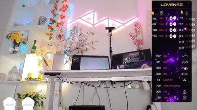 ELENA-XXX - Porn Video [Bongacams]: rhythmic pulses, recorded performance, lively cam slut