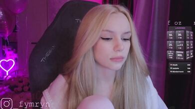 fymryn - Porn Video [Bongacams]: exquisite bottom, captivating personality, breathtaking cleavage