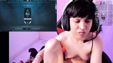 Charlie_Taylor_ - Porn Video [Cam4]: erotic tremors, engaging host, exquisite cleavage