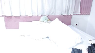 KhendraOwen - Porn Video [Bongacams]: masturbate, smoldering anticipation, enviable frame