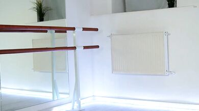 BB_Jett gets punished live on Chaturbate by Live Stream Recording