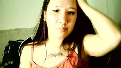Japabaixinha's Erotic Brazilian Striptease in HD Portuguese Cam2cam Price: Medium
