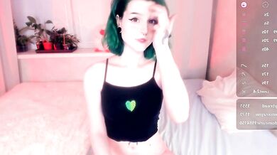 Alicentity's Chaturbate Video: Interactive Rich Swallow with Nude Girl