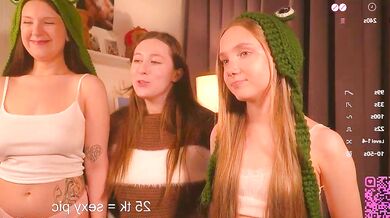 Lyly_bambi models her leather-clad body in hot Chaturbate video