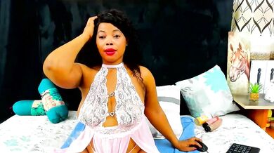 Belinder001's upskirt anal-milf ass-to-mouth video with deepthroating and doggy-style