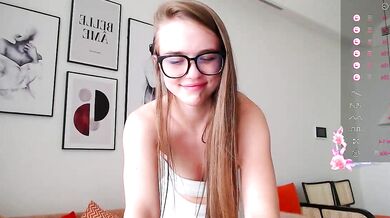 Private daddysgirl with trimmed pussy gets hot and heavy with Chaturbate