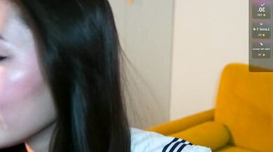 Seulbi's Energetic streamer: A seductive nude leak