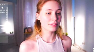 KeeleyCreswell's POV camel toe gets fingered & deepthroated in hot cam video