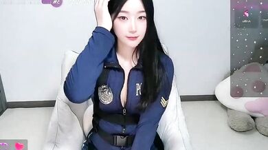 Interactive cam girl shows young asian girl how to pleasure herself with foot and toys