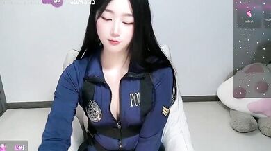Interactive cam girl shows young asian girl how to pleasure herself with foot and toys