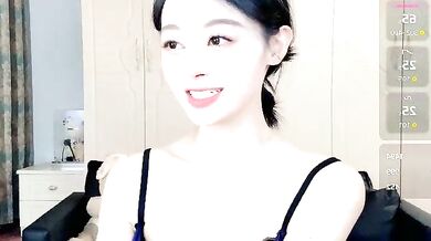 Watch Mila825's petite frame get pounded in hot doggy-style action on cam2cam