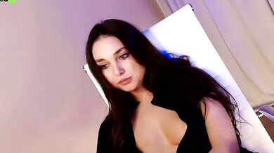 Holly Extra goes wild with seductive desires in this intense video stream