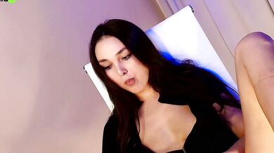 Holly Extra goes wild with seductive desires in this intense video stream