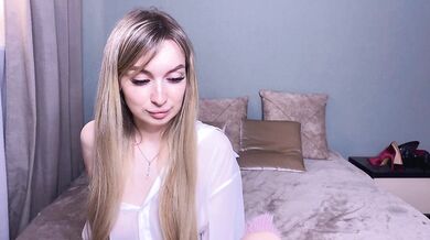 x-----x - Porn Video [Bongacams]: stunning glutes, ecstatic surrender, talented content creator