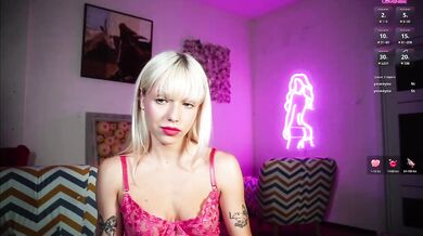 barbiedollhouse - Porn Video [Bongacams]: hot chick stream, homemade, stunning melons