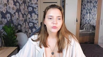 iam-momiji - Porn Video [Bongacams]: live intimate moment, elegant cleavage, naked porn slut