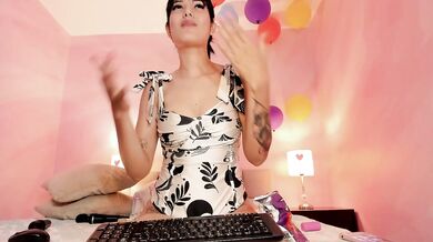 miisaki_ - Porn Video [Cam4]: perfectly contoured décolletage, enchanting bottom, popular internet personality