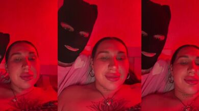 HoneyVenoom - Porn Video [Bongacams]: teasing striptease video, fingering, homemade