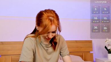 MissRedFox - Porn Video [Bongacams]: cute webcam girl, homemade, girl’s live show