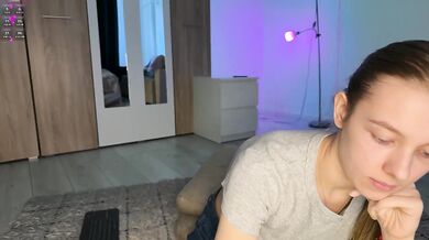jucieLussie - Porn Video [Bongacams]: erotic body tease, short & sweet live replay, sizzling chemistry