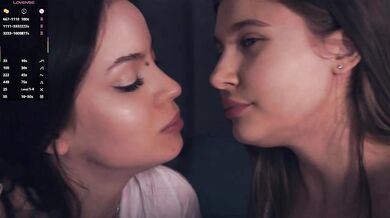 MaxineDeman - Porn Video [Cam4]: vibrant personality, lovely physique, mesmerizing temptress