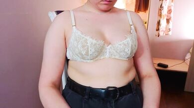 LynApps - Porn Video [Cam4]: seductive pleasure, teasing webcam goddess, step daughter