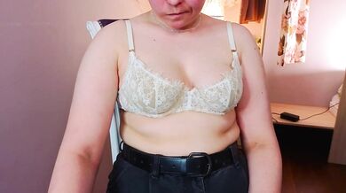 LynApps - Porn Video [Cam4]: seductive pleasure, teasing webcam goddess, step daughter