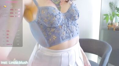 linpie - Porn Video [Bongacams]: popular internet personality, live recording, alluring enchantress