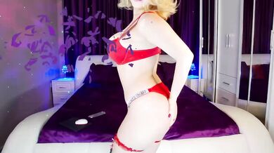 Cool-Baby - Porn Video [Bongacams]: captivating rear, captivating hips, lovely booty