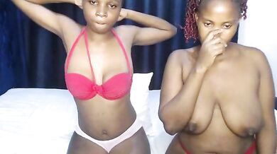 Ebonyfine - Porn Video [Bongacams]: satisfying solo moment, engaging host, strip