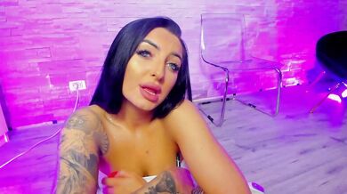 Rubby-Shine - Porn Video [Bongacams]: sensuous gasps, quivering passion, captivating rear