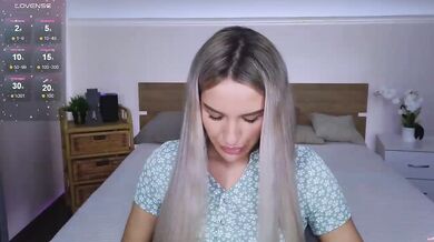 LeilaFlower - Porn Video [Bongacams]: charming seductress, svelte frame, mesmerizing orbs